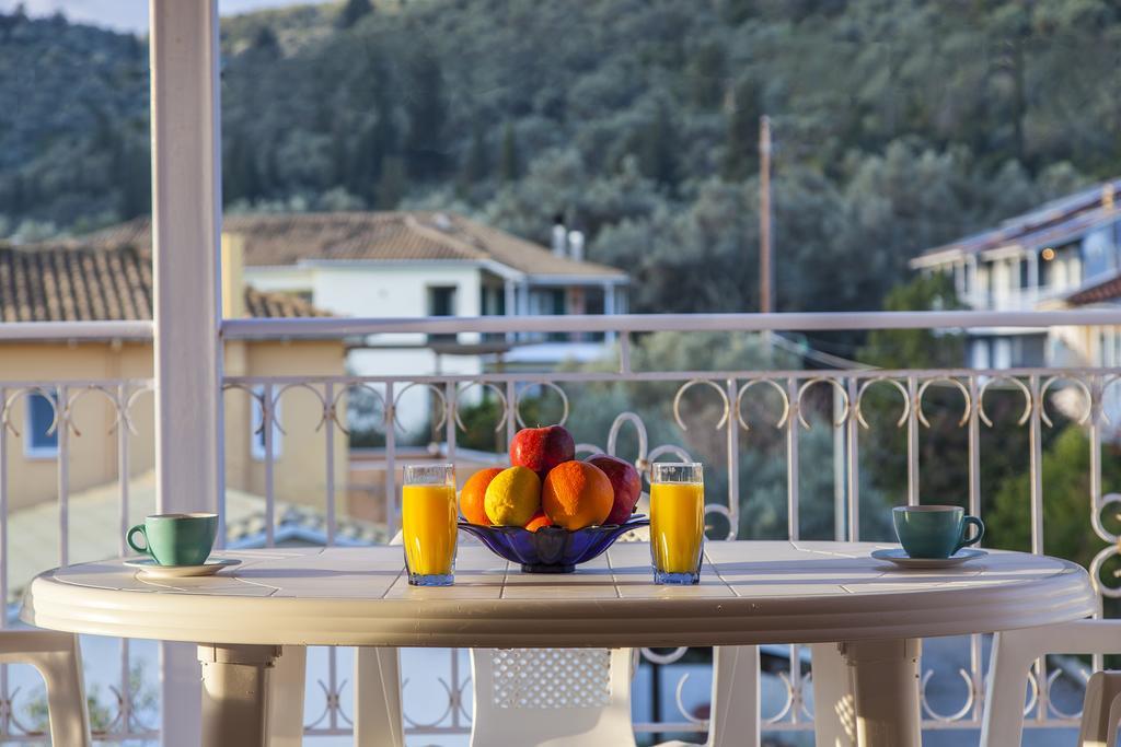 Apolpaina L Apartments Екстериор снимка