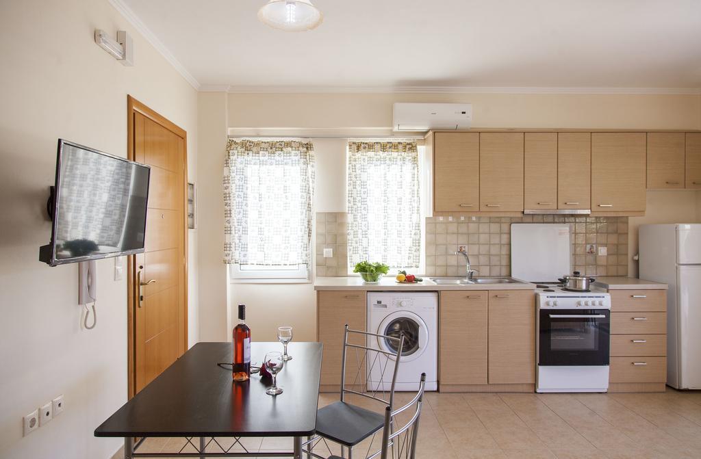 Apolpaina L Apartments Екстериор снимка