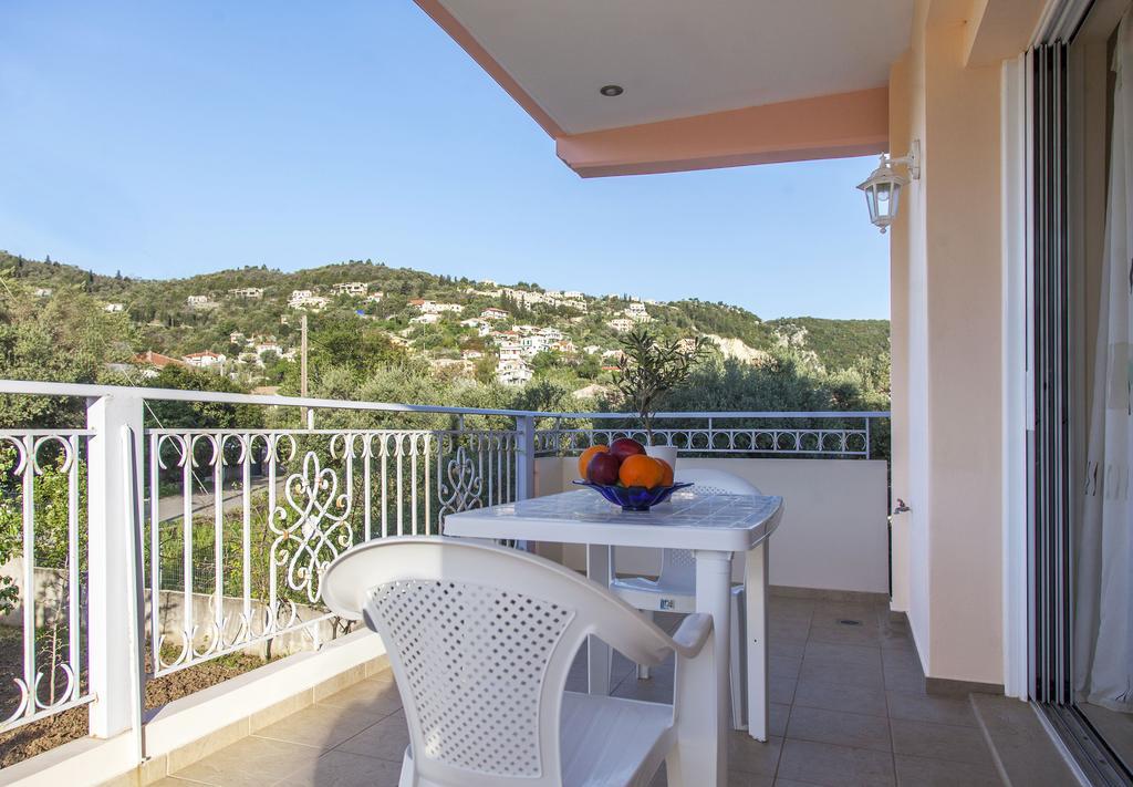 Apolpaina L Apartments Екстериор снимка
