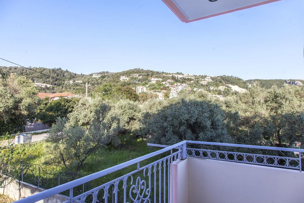 Apolpaina L Apartments Екстериор снимка