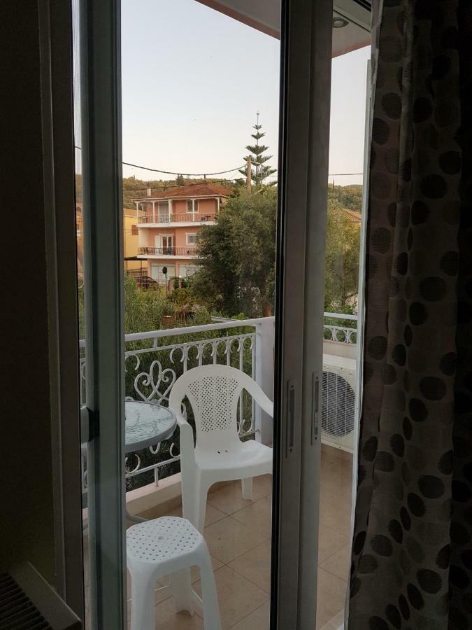Apolpaina L Apartments Екстериор снимка